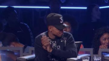 Caps Streetwear of Himself - Judge unknown episodes (Chance The Rapper) in Rhythm + Flow (S01E10)