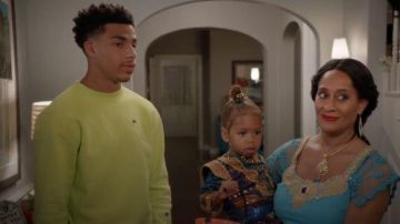 Sudadera Champion Neon usada por Andre Johnson, Jr. (Marcus Scribner) en negro Temporada 06 Epside 06