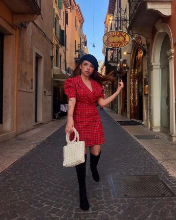 La boina de Yasmine Golotchoglova en la cuenta de Instagram de @golotchoglova