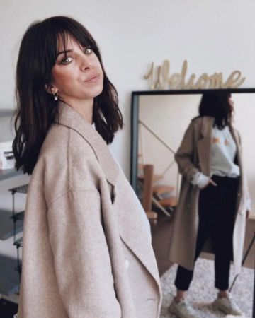 La chaqueta de Marta Riumbau en la cuenta de Instagram de @riumbaumarta