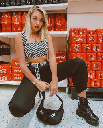 Asos Black bag of Lauren on the Instagram account @laaurenlouisee