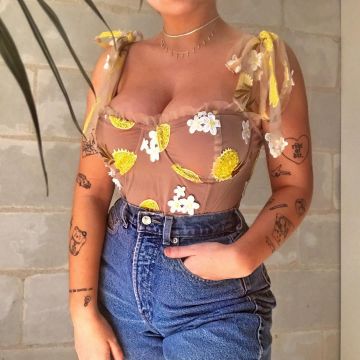 Le jean de Yasmine Golotchoglova sur le compte Instagram de @golotchoglova