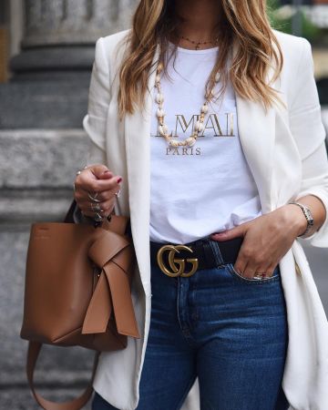 Black Gucci Leather Belt of Elisa Taviti on the Instagram account @elisataviti