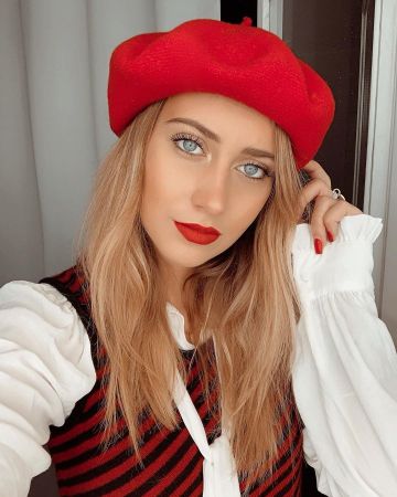 Shirt 2-in-1 Styleto on the account Instagram of @style_tonic