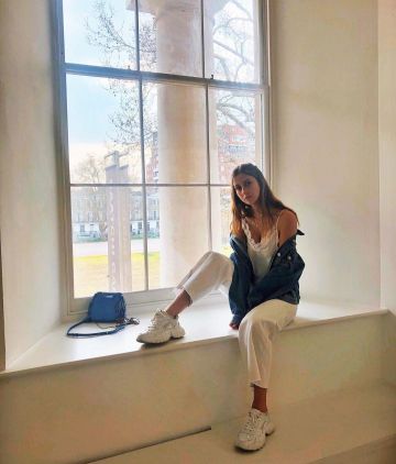 Sneakers Styleto on the account Instagram of @style_tonic