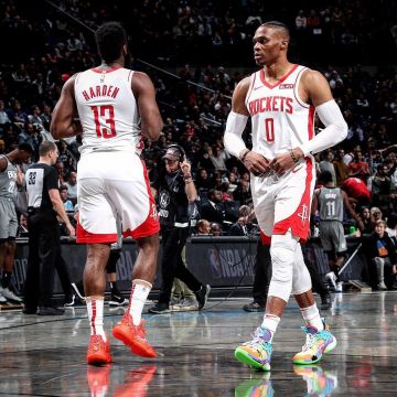 Jordan Why Not Zer0.2 Basketball Shoes de Russell Westbrook en la cuenta de Instagram de @houstonrockets