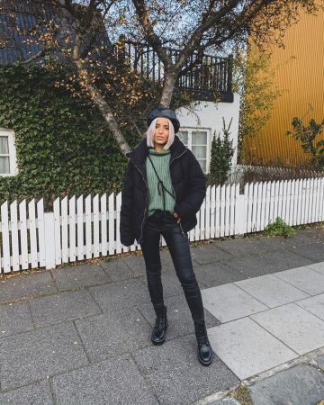 Las botas de Camille Callen en la cuenta de Instagram de @noholita