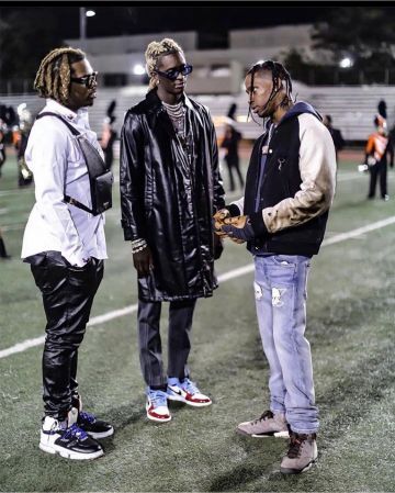 Lost Daze Ca Light Blue Embroidered Loose Skinny Denim Jeans of Travis Scott on the Instagram account @thuggerthugger1