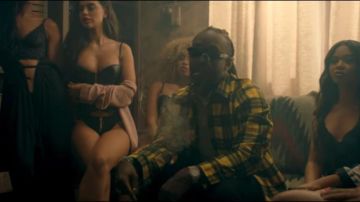 Midi Crétins Jaune Vérifier la Veste portée par Ty Dolla $ign dans la vidéo YouTube Rich The Kid - Woah ft. Miguel, Ty Dolla $ign