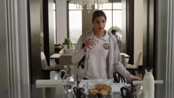Chaqueta deportiva de Chiara Altieri (Benedetta Porcaroli) en Baby (S01E01)