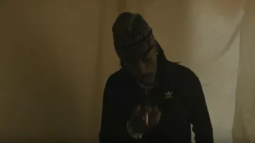 Le bonnet Louis Vuitton porté par OldPee dans le clip Fuck le 17 de 13 Block