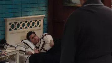 Saint Laurent Fair Isle Knit Sweater usado por David Rose (Daniel Levy) en Schitt's Creek (S04E13)