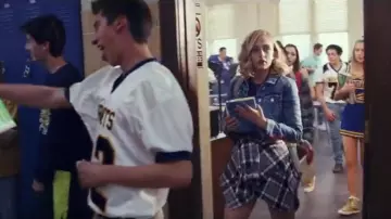 Alexander wang Plaid Mi­ni Skirt worn by Samaira 'Sam' Dean (Sophie Simnett) in Daybreak Season 1 Episode 8