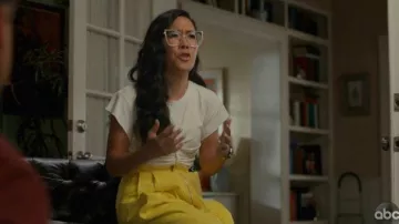 Rachel Comey Jaune Zip Devant le Pantalon porté par Doris (Ali Wong) dans American Housewife Saison 04 Episode 06