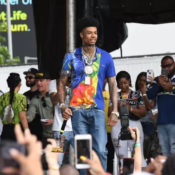 Versace Po­lo Magna Gre­cia of Blueface on the Instagram account @alstonmediagroup