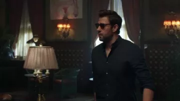 Ray-Ban Lunettes de soleil portées par Jack Ryan (John Krasinski) comme on le voit dans les de Tom Clancy, Jack Ryan (S02E01)