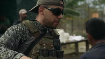 Wiley X Lunettes de soleil en noir porté par un soldat de Tom Clancy, Jack Ryan (S02E08)