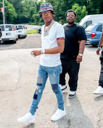 Amiri Blue Japanese Repair Jeans de Lil Baby en la cuenta de Instagram @lilbaby_1