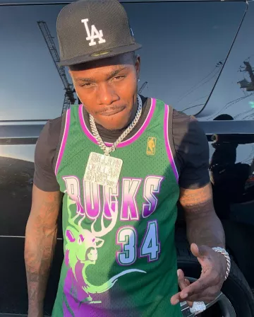 Mitchell & Ness Maillot de DaBaby sur l'Instagram account @dababy