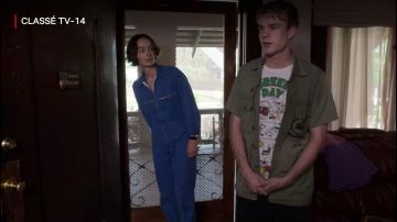 Veste en jean kaki de Evan Chapin (Graham Rogers) dans Atypical (S03E04)