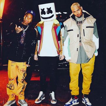 Off-White c/o Virgil Abloh Yellow Goretex Pants of Tyga on the Instagram account @chrisbrownofficial
