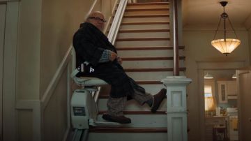 Nautilus Stair Lift used by Eddie (Danny DeVito) in Jumanji: The Next Level