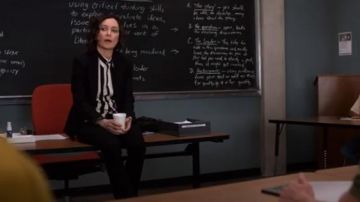 Rails Black and White Aly Striped Shirt worn by Professor Judd (Sara Gilbert) in Atypical Season3 Episode 5