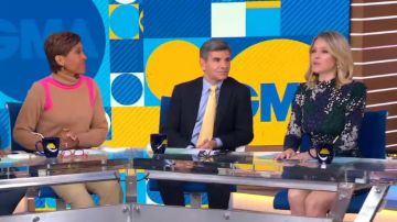 Veronica Beard Ruf­fled An­i­mal-Print Mi­ni Dress worn by Sara Haines on Good Morning America November 06, 2019