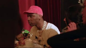 Gucci Casquette avec le Logo portées par les Jeunes Dolph dans la vidéo YouTube Young Dolph - Dieu (Vidéo Officielle)
