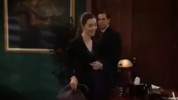 Elie tahari Ros­ali­na Blouse in Black worn by Victoria Newman (Amelia Heinle) as seen on The Young and the Restless November 7, 2019