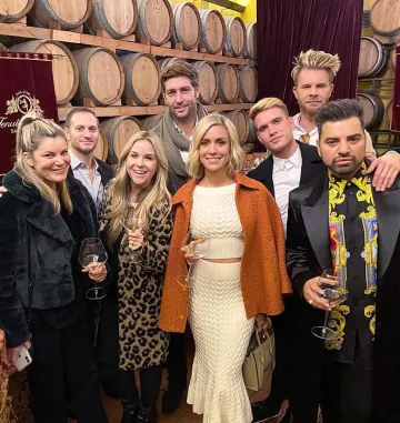 Alexander Mcqueen Knitted Off The Shoulder Top usado por Kristin Cavallari Italia 7 de noviembre de 2019