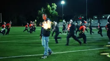 Les sneakers Nike Jordan 6 Retro Travis Scott de Travis Scott dans le clip Hot de Young Thug feat. Gunna & Travis Scott