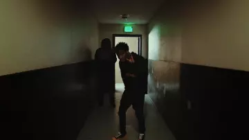 Le Sweat à Capuche à Logo Brodé Kenzo de Roddy Ricch dans Roddy Ricch - Start Wit Me (feat. Gunna) [Official Music Video]