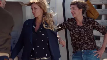 The zipped jacket from Chloe (Ingrid Chauvin) in Tomorrow belongs to us