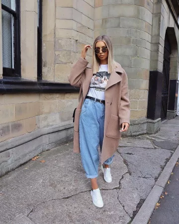 H&m de Laine manteau de mélange de beige Foncé Marne de Alexx Coll sur l'Instagram account @alexxcoll