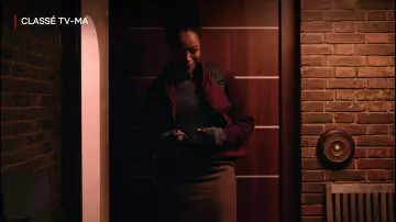 Skirt ribbed beige Bonnie (Naomi Ackie) in The End of the F***ing World (S02E01)