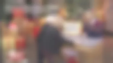 Los pantalones de zanahoria a cuadros 7/8 de Sophie Davant en el acuerdo concluyeron el 12.11.2019