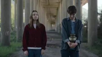 Zip Up Blue Shirt Jacket worn by James (Alex Lawther) in The End of the F***ing World (S02E08)