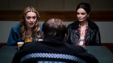 Black leather jacket of Maeve Wiley (Emma Mackey) in Sex Education Season 2