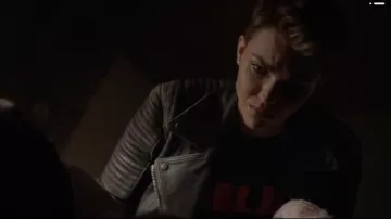 Allsaints Noir Côtelé Veste en Cuir portés par Kate Kane (Ruby Rose) dans la Batwoman Season01 Episode05