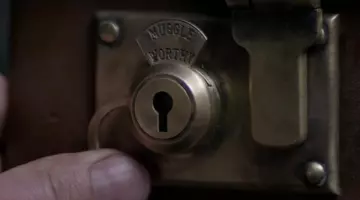 La maleta muggle digna de Norbert Dragonneau (Eddie Redmayne) en Animales fantásticos