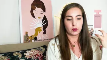 Perfume Narciso Rodriguez For Her by Iris Dummy in the video 10 Fragrances for Fall 2019 (Top Offseason)