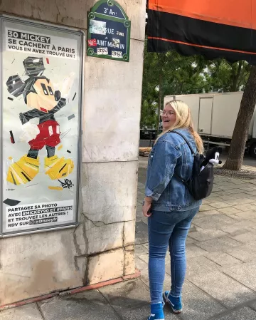 The Vans Old Skool hi blue Lola Dubini on the account Instagram of @loladubini