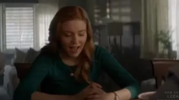Sandro Green Anabelle Pointelle Suéter usado por Nancy Drew (Kennedy McMann) en Nancy Drew Temporada 1 Episodio 6
