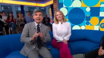 A. l.c. Marina Chemisier porté par Sara Haines sur Good Morning America, le 12 novembre 2019