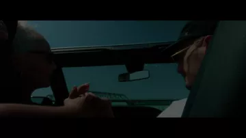 Casquette Nevada Hermes porté par Soolking dans Soolking - Bébé allô [Clip Officiel] Prod by Rzon