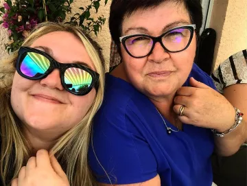 Las gafas de sol Vans Catch Ya Later de Lola Dubini en la cuenta de Instagram de @loladubini