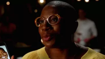 Krewe Laurel Toffee eyeglasses worn by Henrietta 'Hen' Wilson (Aisha Hinds) in 9-1-1 (S03)