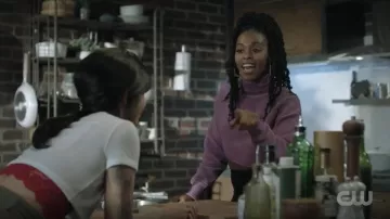 Nagnata Suéter de algodón orgánico acanalado recortado usado por Anissa Pierce (Nafessa Williams) en Black Lightning Temporada 03 Episodio 05