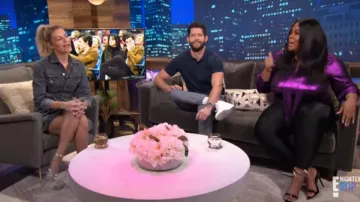 Prada Cristal d'Argent Agrémenté de Lanières Sandales à Talons portés par Morgan Stewart sur E! News Le 12 Novembre 2019